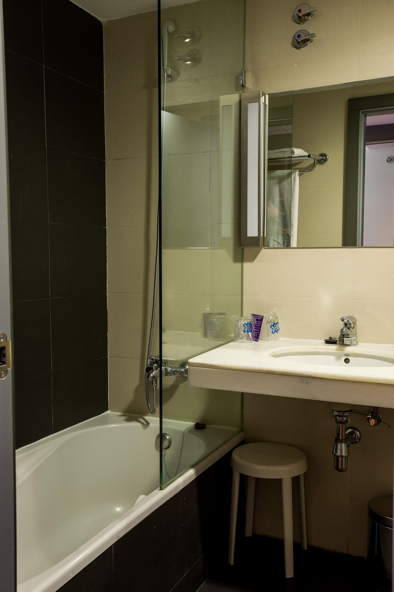 Hostal Torrejon Torrejón de Ardoz Extérieur photo