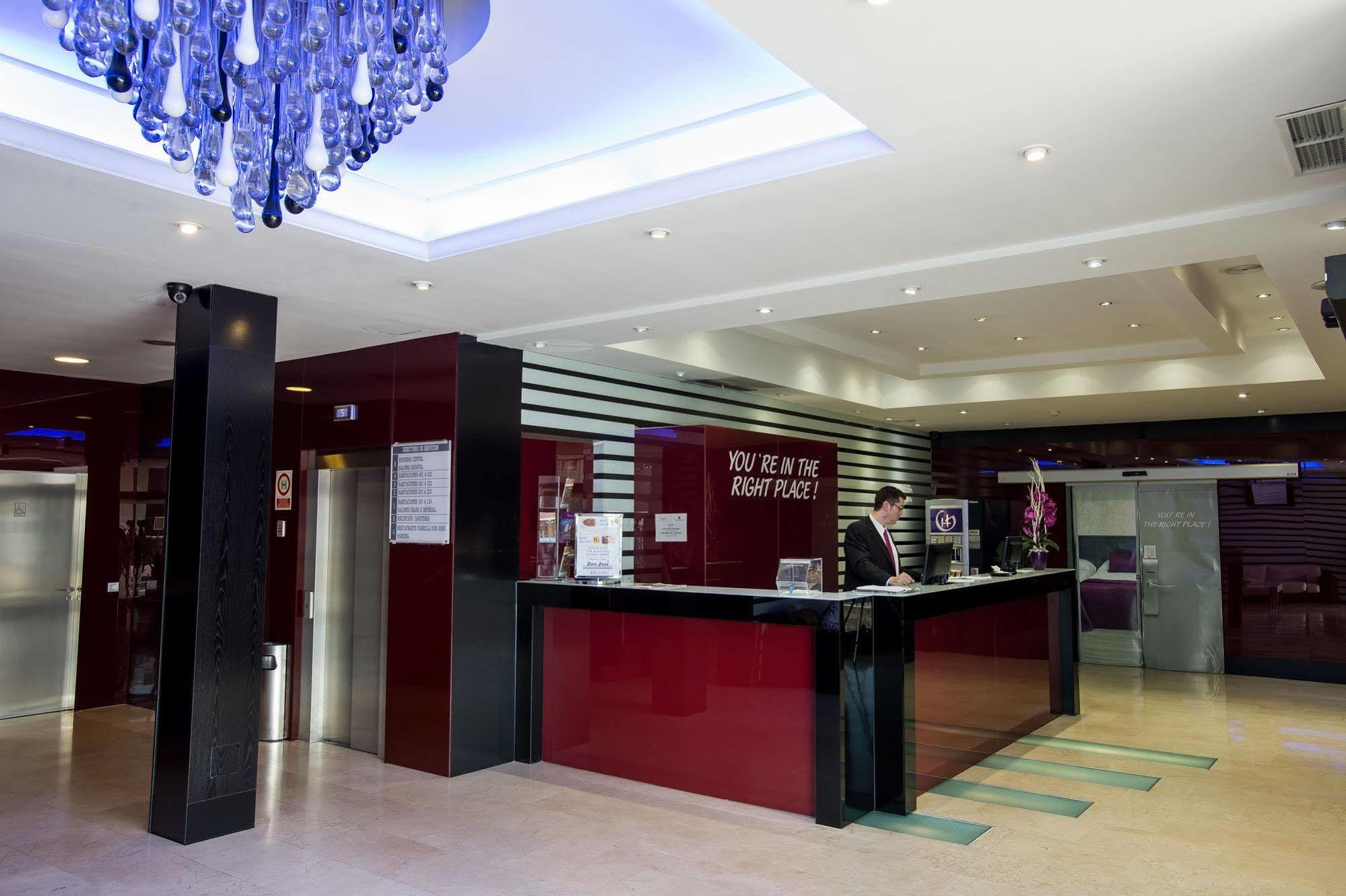 Hostal Torrejon Torrejón de Ardoz Extérieur photo