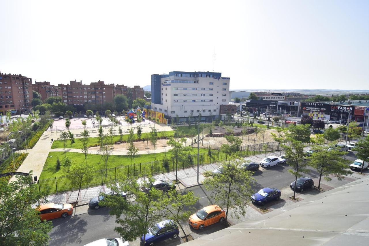 Hotel Hostal Torrejon à Torrejón de Ardoz Extérieur photo