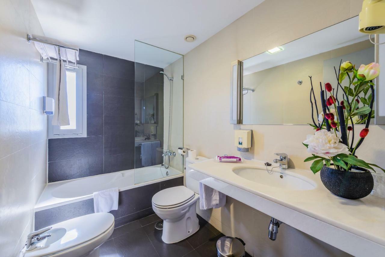 Hostal Torrejon Torrejón de Ardoz Extérieur photo