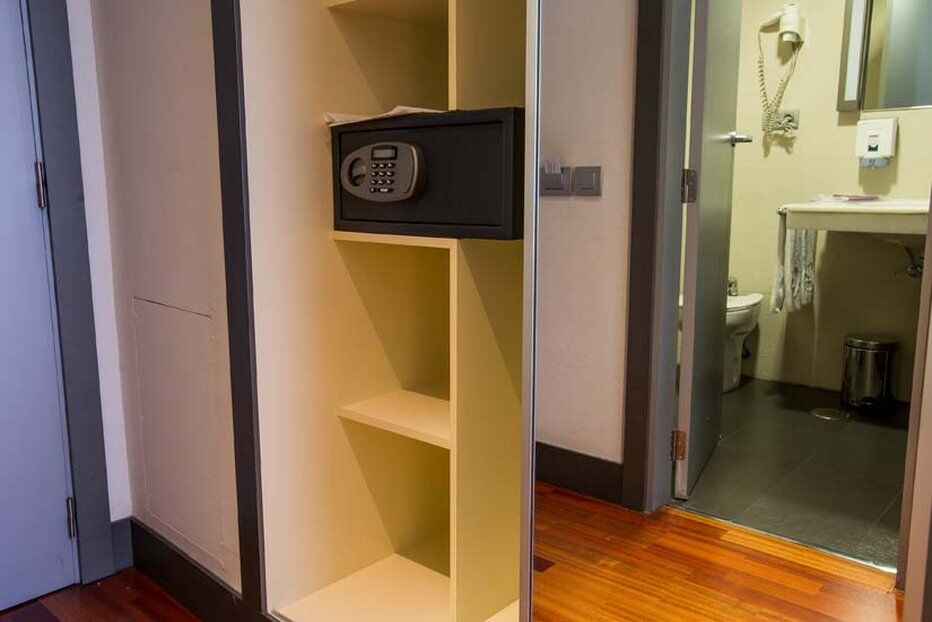 Hostal Torrejon Torrejón de Ardoz Extérieur photo